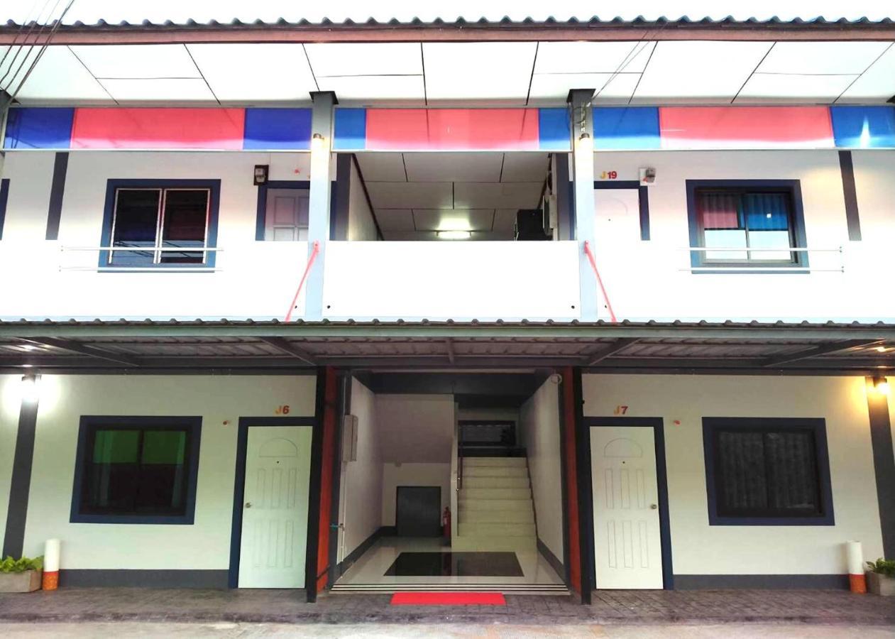 Jirapa Modern Resort Chonburi Ngoại thất bức ảnh