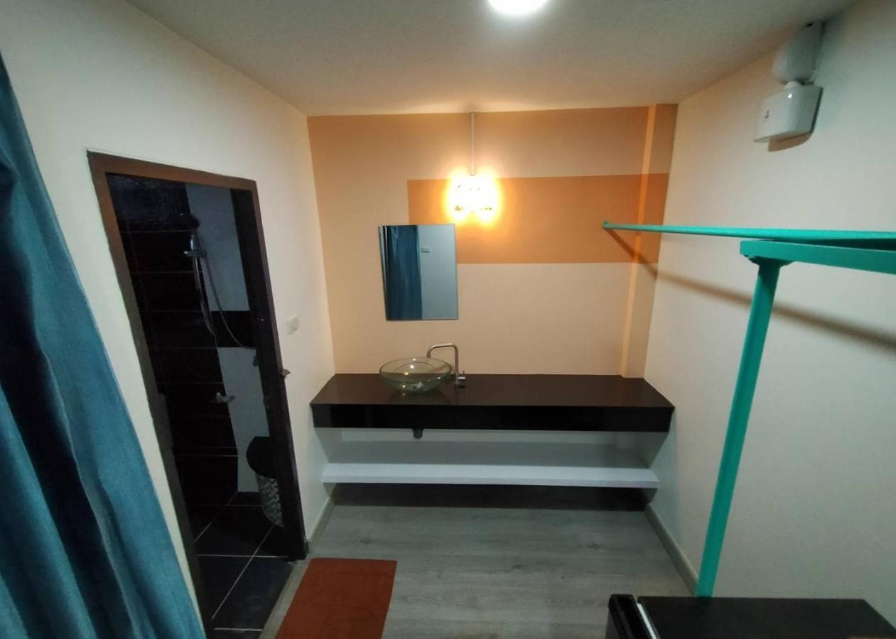 Jirapa Modern Resort Chonburi Ngoại thất bức ảnh
