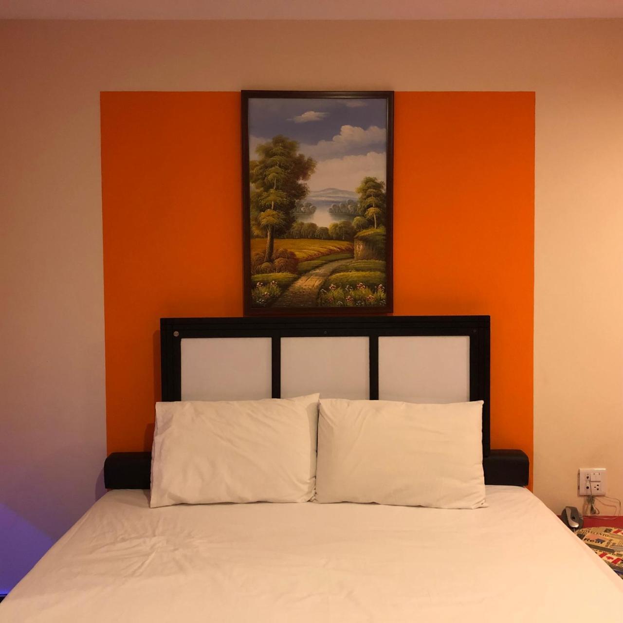 Jirapa Modern Resort Chonburi Ngoại thất bức ảnh