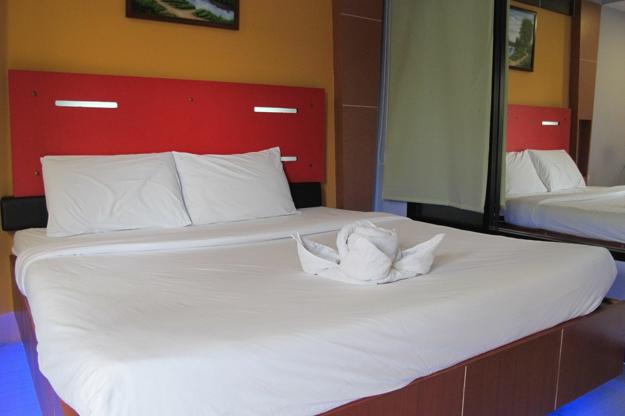 Jirapa Modern Resort Chonburi Ngoại thất bức ảnh